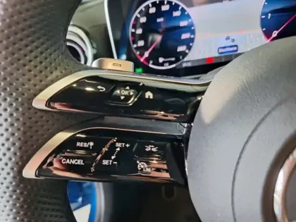 Photo 14 Mercedes Classe C  200 d Berline AMG Lin