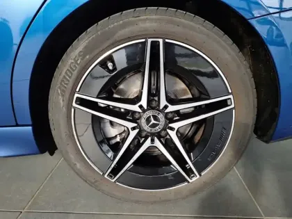 Photo 8 Mercedes Classe C  200 d Berline AMG Lin