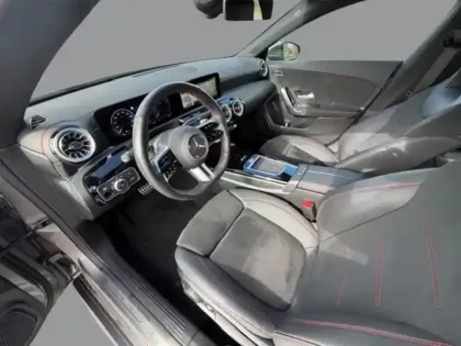 Photo 12 Mercedes CLA 200 AMG Line