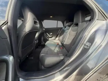 Photo 20 Mercedes CLA 200 AMG Line