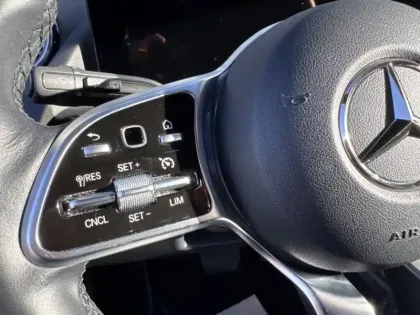 Photo 14 Mercedes GLA 250 e Business Line