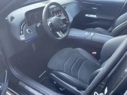 Photo 21 Mercedes Classe E 220 d AMG Line Berline