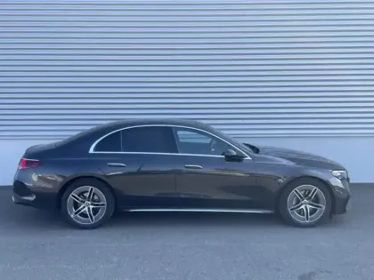 Photo 5 Mercedes Classe E 220 d AMG Line Berline