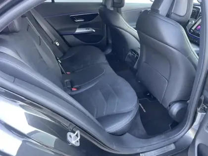 Photo 19 Mercedes Classe E 220 d AMG Line Berline