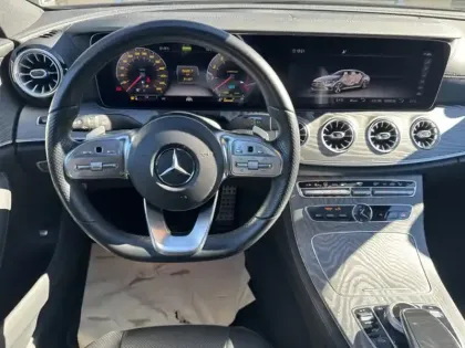 Photo 24 Mercedes CLS 450 4MATIC Coupé AMG Line+