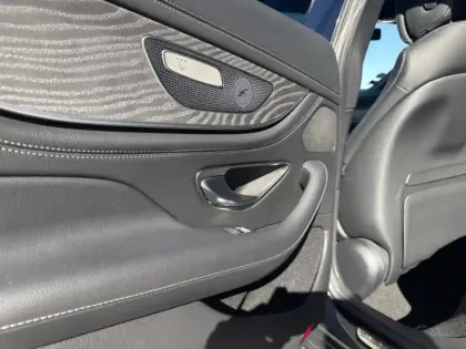 Photo 21 Mercedes CLS 450 4MATIC Coupé AMG Line+