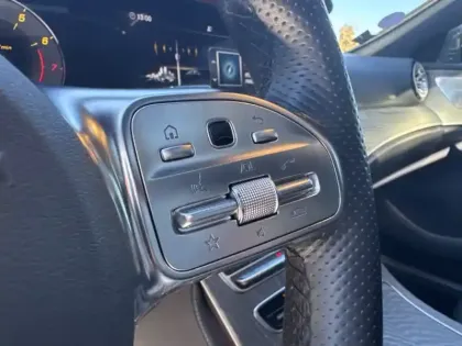 Photo 17 Mercedes CLS 450 4MATIC Coupé AMG Line+