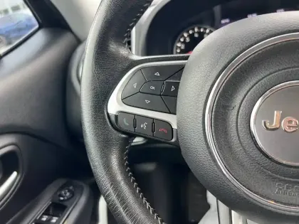 Photo 15 Jeep Renegade Gén. I Ph1 Limited 5