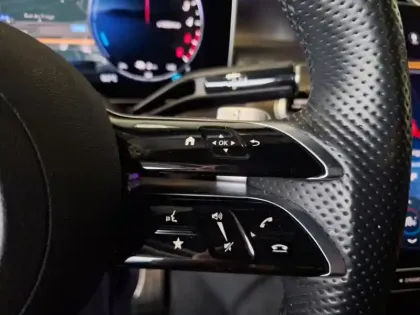 Photo 5 Mercedes Classe GLC Gén. II (X254) Ph1 AMG Line 5