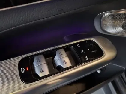 Photo 33 Mercedes Classe GLC Gén. II (X254) Ph1 AMG Line 5