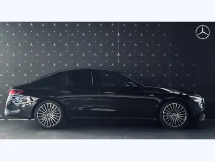 Photo 5 Mercedes Classe E  300 d e Hybrid EQ 4MA