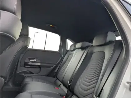 Photo 21 Mercedes Classe B Gén. III (W247) Ph2 Progressive Line 5