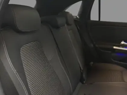 Photo 8 Mercedes GLA 250 e Business Line