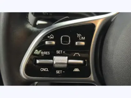 Photo 19 Mercedes GLA 250 e Business Line