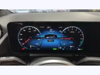 Photo 36 Mercedes GLA 250 e Business Line