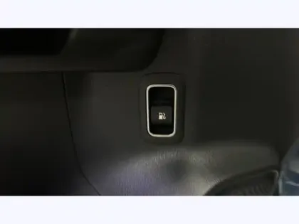 Photo 9 Mercedes GLA 250 e Business Line