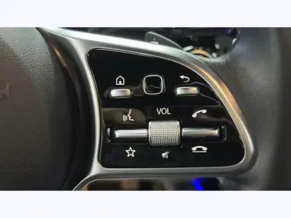 Photo 20 Mercedes GLA 250 e Business Line