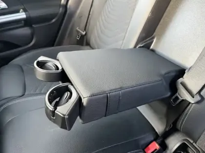 Photo Mercedes Eqa 250+ Edition