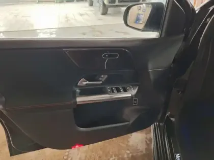 Photo 12 Mercedes Classe B 200 d AMG Line