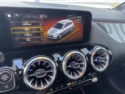 Photo 15 Mercedes Classe B 180 d AMG Line Edition