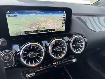 Photo 11 Mercedes Classe B 180 d AMG Line Edition