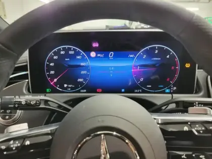 Photo 15 Mercedes CLA sse E 220 d AMG Line Break