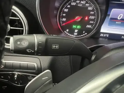 Photo 10 Mercedes Classe C C 220 d Berline Sportline