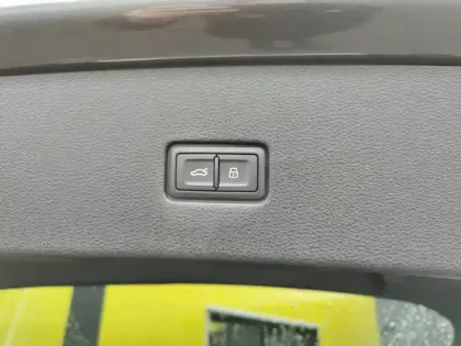 Photo 21 Audi Q8 Gén. I Ph1 Base 5