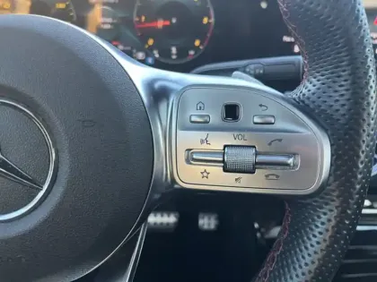 Photo 21 Mercedes Classe A 200 d AMG Line