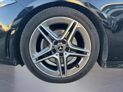 Photo 6 Mercedes Classe A 200 d AMG Line