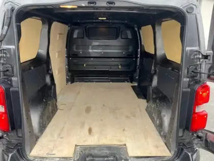 Photo 8 Peugeot Expert BLUEHDI 180 S&S AUTO STANDARD 