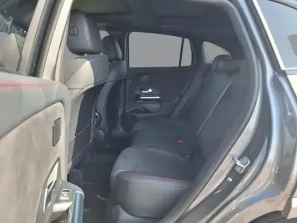 Photo 32 Mercedes GLA 250 e Hybrid EQ AMG Line