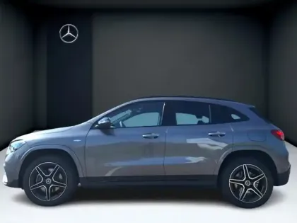 Photo 10 Mercedes GLA 250 e Hybrid EQ AMG Line