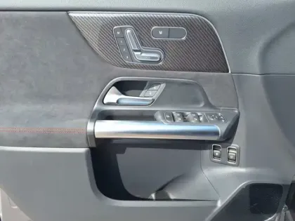 Photo 34 Mercedes GLA 250 e Hybrid EQ AMG Line