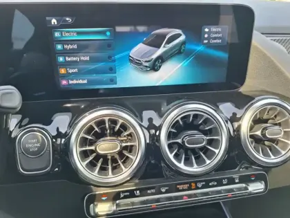 Photo 6 Mercedes GLA 250 e Hybrid EQ AMG Line