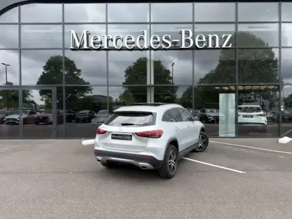Photo 24 Mercedes GLA 200 d  Business Line