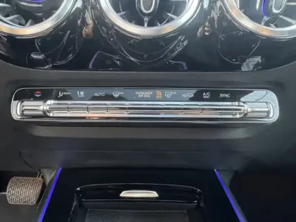 Photo 18 Mercedes GLA 200 d  Business Line