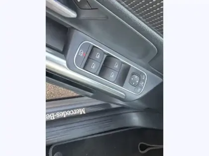 Photo 11 Mercedes GLA 200 d  Business Line