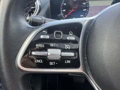 Photo 14 Mercedes GLA 200 d  Business Line