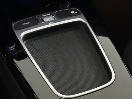 Photo 22 Mercedes Classe A Gén. IV (W177) Ph1 AMG Line 5