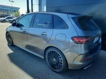 Photo 6 Mercedes Classe B 200 d AMG Line