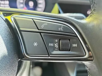 Photo 31 Audi A3 Gén. IV Ph1 S line 5