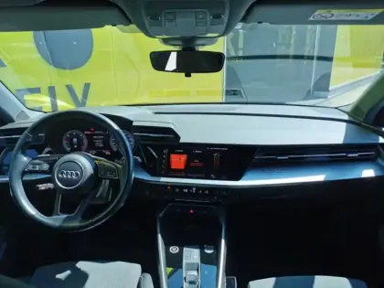 Photo 15 Audi A3 Gén. IV Ph1 S line 5