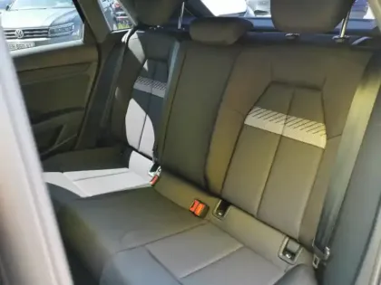 Photo 16 Audi A3 Gén. IV Ph1 S line 5