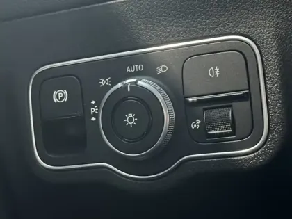 Photo 27 Mercedes GLA 250 e Progressive Line