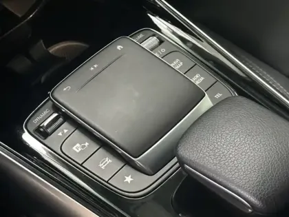 Photo 30 Mercedes GLA Gén. II (H247) Ph1 Progressive Line 5