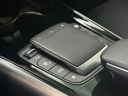 Photo 26 Mercedes GLA 250 e Progressive Line