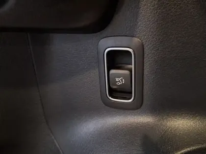 Photo 17 Mercedes GLB Gén. I (X247) Ph2 Business Line 5