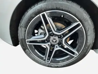 Photo 16 Mercedes Classe B 200 d AMG Line