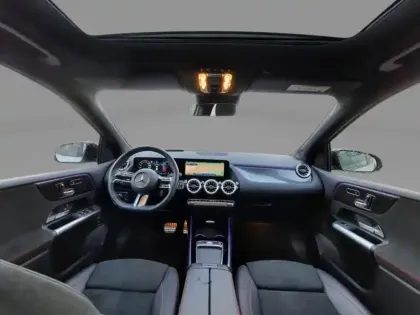 Photo 10 Mercedes Classe B 200 d AMG Line